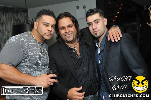 Lot332 nightclub photo 86 - December 29th, 2010