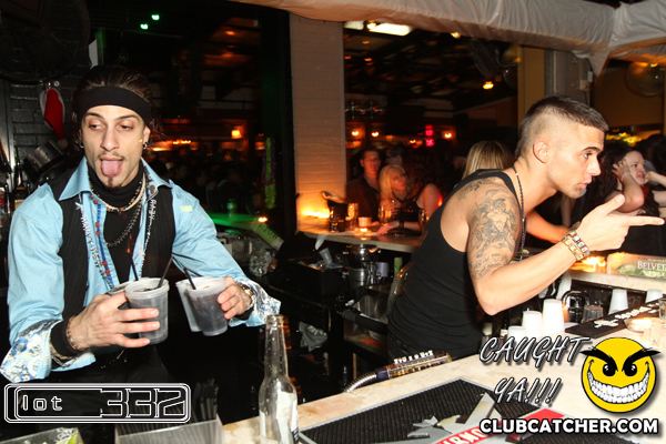 Lot332 nightclub photo 137 - December 31st, 2010