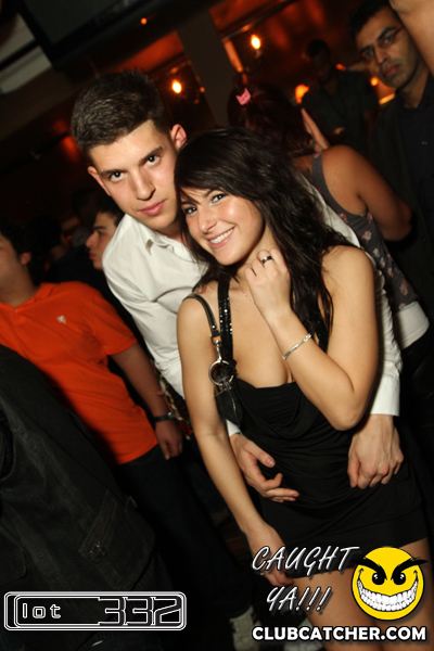 Lot332 nightclub photo 16 - December 31st, 2010