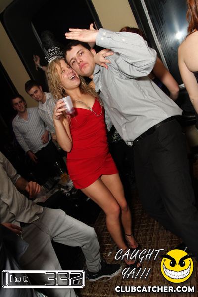 Lot332 nightclub photo 70 - December 31st, 2010