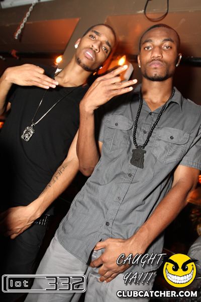 Lot332 nightclub photo 99 - December 31st, 2010