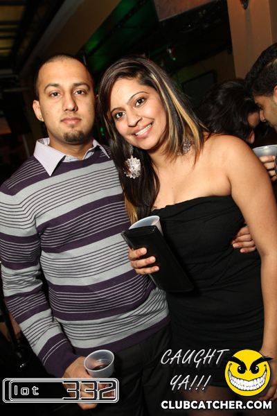 Lot332 nightclub photo 100 - December 31st, 2010