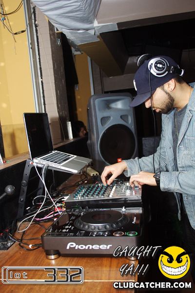 Lot332 nightclub photo 22 - January 1st, 2011