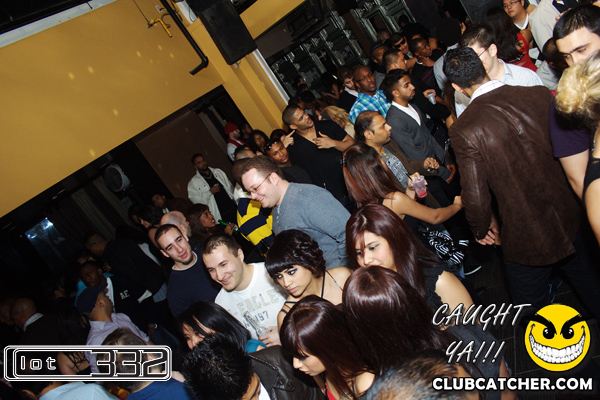 Lot332 nightclub photo 35 - January 1st, 2011