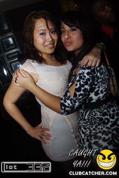 Lot332 nightclub photo 68 - January 1st, 2011