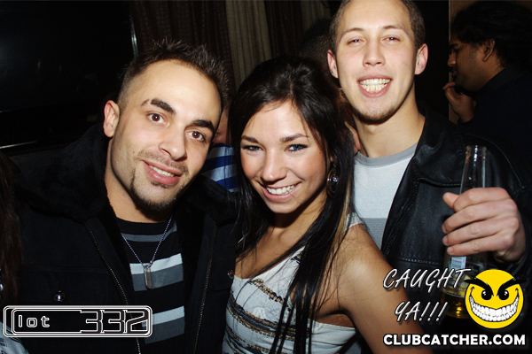 Lot332 nightclub photo 93 - January 1st, 2011