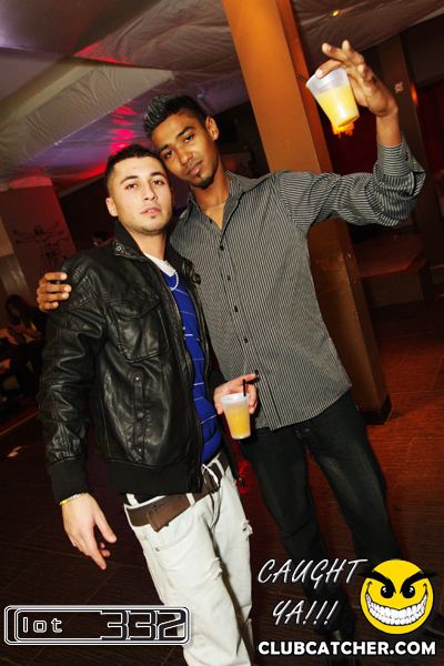 Lot332 nightclub photo 23 - January 7th, 2011