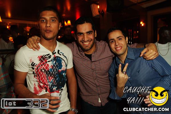 Lot332 nightclub photo 27 - January 7th, 2011