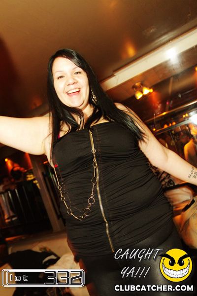 Lot332 nightclub photo 42 - January 7th, 2011