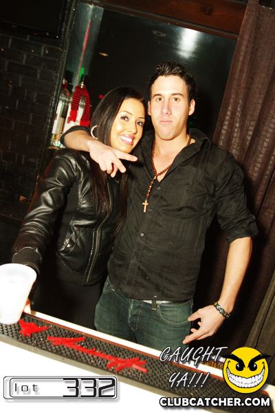 Lot332 nightclub photo 76 - January 7th, 2011