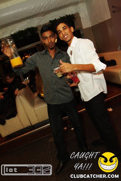 Lot332 nightclub photo 93 - January 7th, 2011