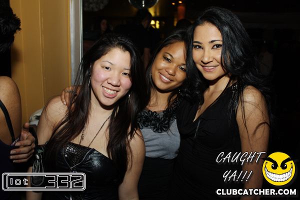 Lot332 nightclub photo 103 - January 8th, 2011