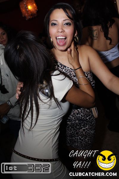 Lot332 nightclub photo 112 - January 8th, 2011