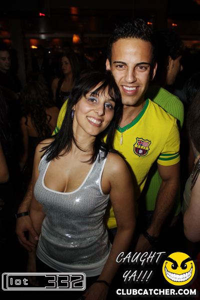 Lot332 nightclub photo 123 - January 8th, 2011