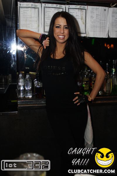 Lot332 nightclub photo 125 - January 8th, 2011