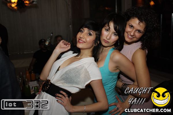 Lot332 nightclub photo 131 - January 8th, 2011