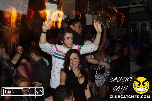 Lot332 nightclub photo 135 - January 8th, 2011