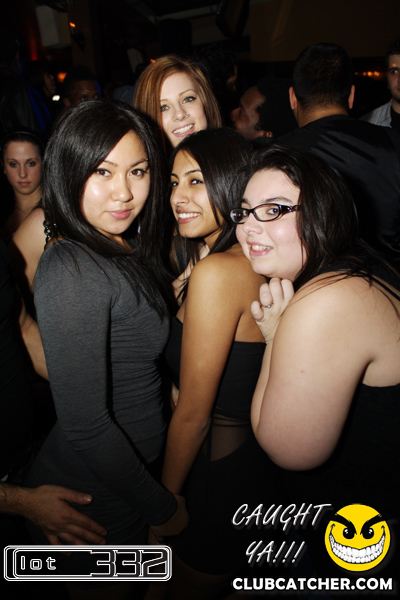 Lot332 nightclub photo 158 - January 8th, 2011