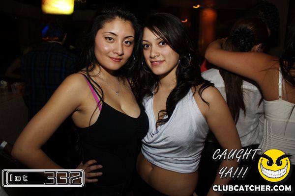 Lot332 nightclub photo 160 - January 8th, 2011