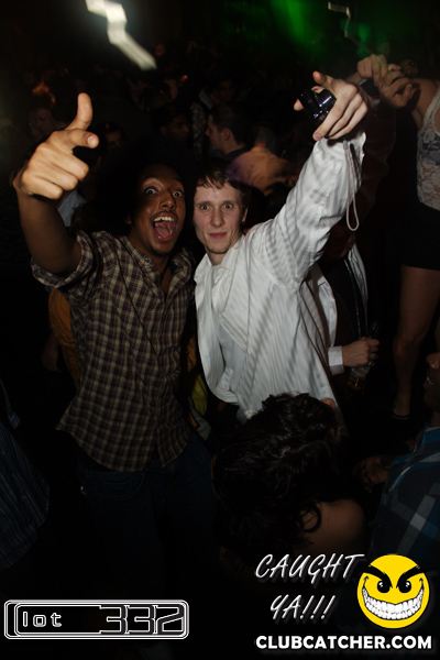 Lot332 nightclub photo 17 - January 8th, 2011
