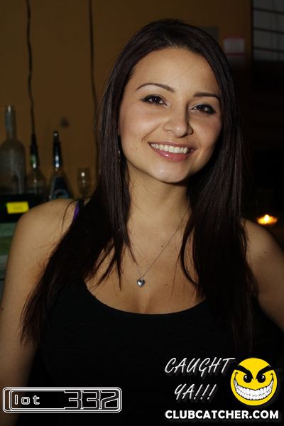 Lot332 nightclub photo 171 - January 8th, 2011