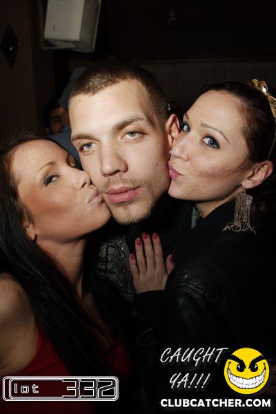 Lot332 nightclub photo 189 - January 8th, 2011