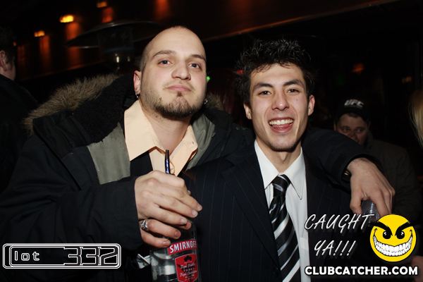Lot332 nightclub photo 191 - January 8th, 2011