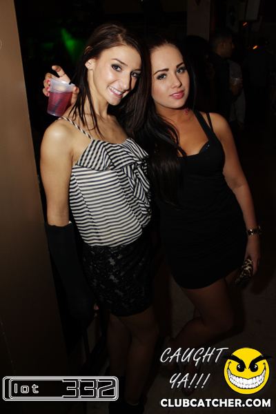 Lot332 nightclub photo 211 - January 8th, 2011