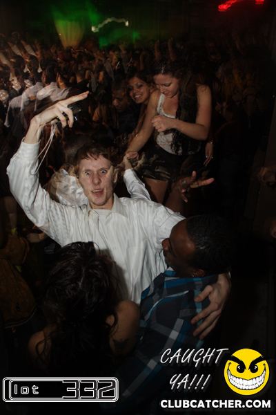 Lot332 nightclub photo 213 - January 8th, 2011