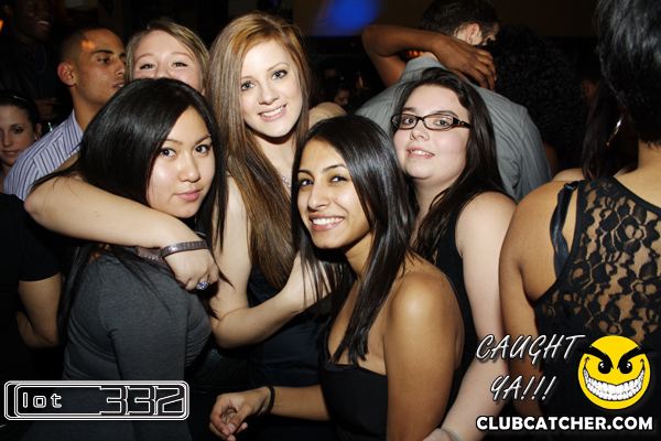 Lot332 nightclub photo 32 - January 8th, 2011