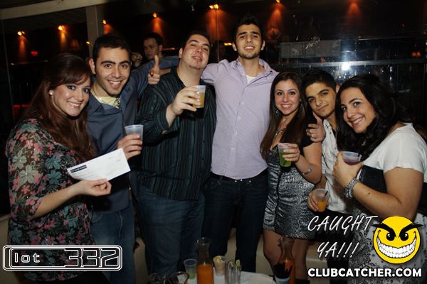 Lot332 nightclub photo 35 - January 8th, 2011