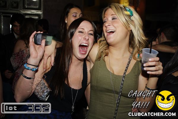Lot332 nightclub photo 41 - January 8th, 2011