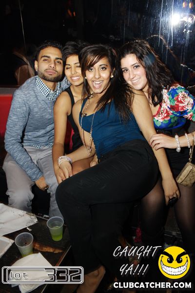 Lot332 nightclub photo 42 - January 8th, 2011