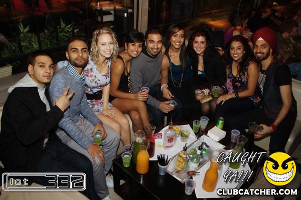 Lot332 nightclub photo 43 - January 8th, 2011