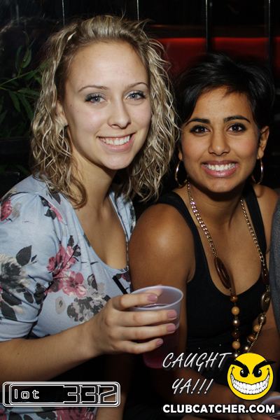 Lot332 nightclub photo 45 - January 8th, 2011