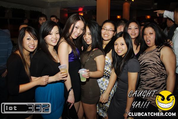Lot332 nightclub photo 51 - January 8th, 2011