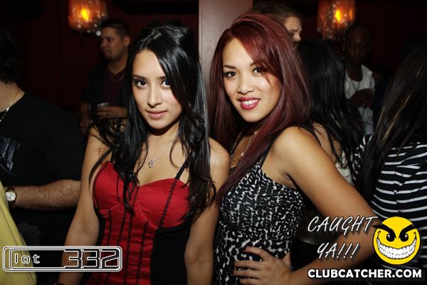 Lot332 nightclub photo 60 - January 8th, 2011