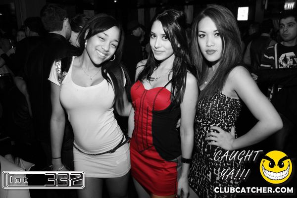 Lot332 nightclub photo 78 - January 8th, 2011