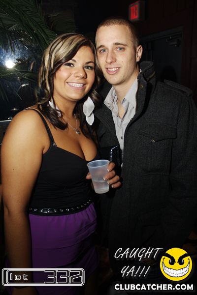 Lot332 nightclub photo 90 - January 8th, 2011