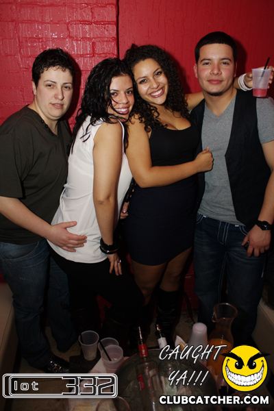 Lot332 nightclub photo 96 - January 8th, 2011