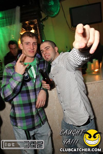 Lot332 nightclub photo 113 - January 14th, 2011