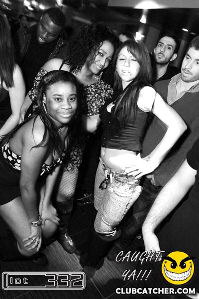Lot332 nightclub photo 126 - January 14th, 2011