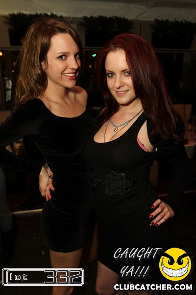 Lot332 nightclub photo 14 - January 14th, 2011