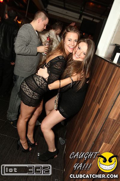 Lot332 nightclub photo 133 - January 14th, 2011