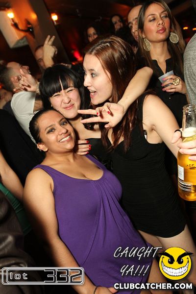 Lot332 nightclub photo 154 - January 14th, 2011