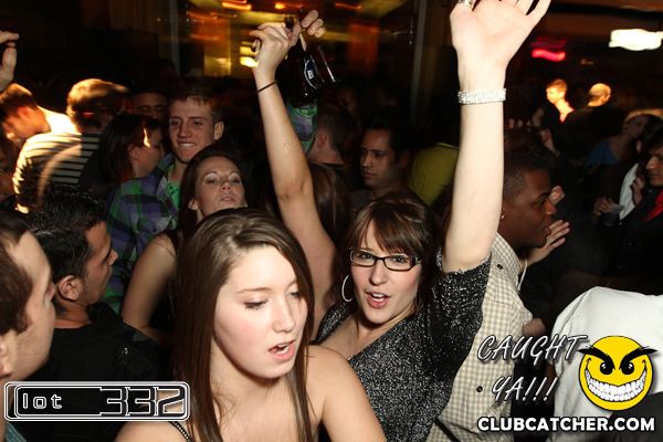 Lot332 nightclub photo 157 - January 14th, 2011