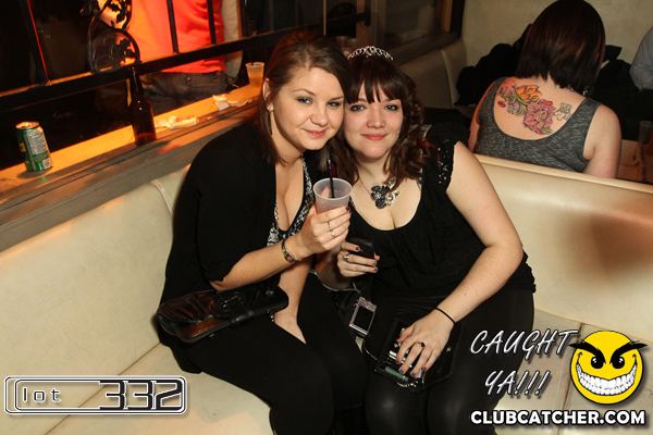 Lot332 nightclub photo 163 - January 14th, 2011