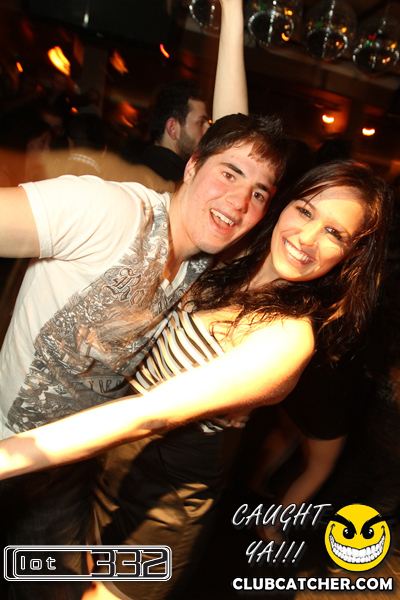 Lot332 nightclub photo 170 - January 14th, 2011