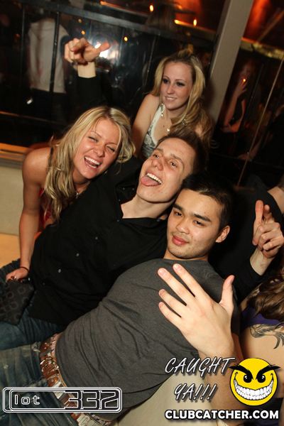 Lot332 nightclub photo 181 - January 14th, 2011