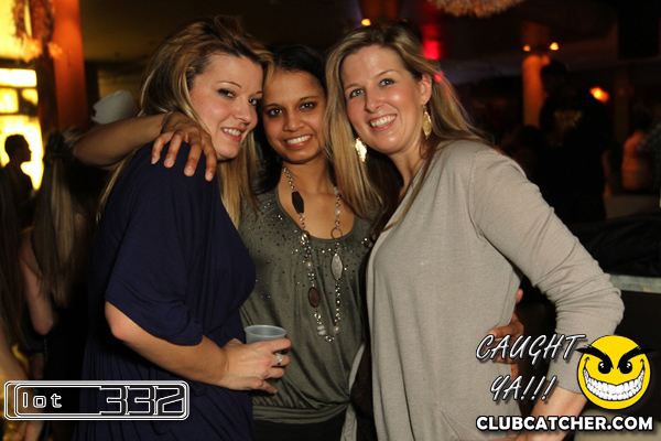 Lot332 nightclub photo 210 - January 14th, 2011